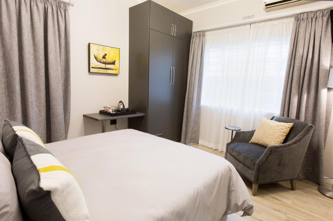 Melville Gap Guesthouse ヨハネスブルグ エクステリア 写真