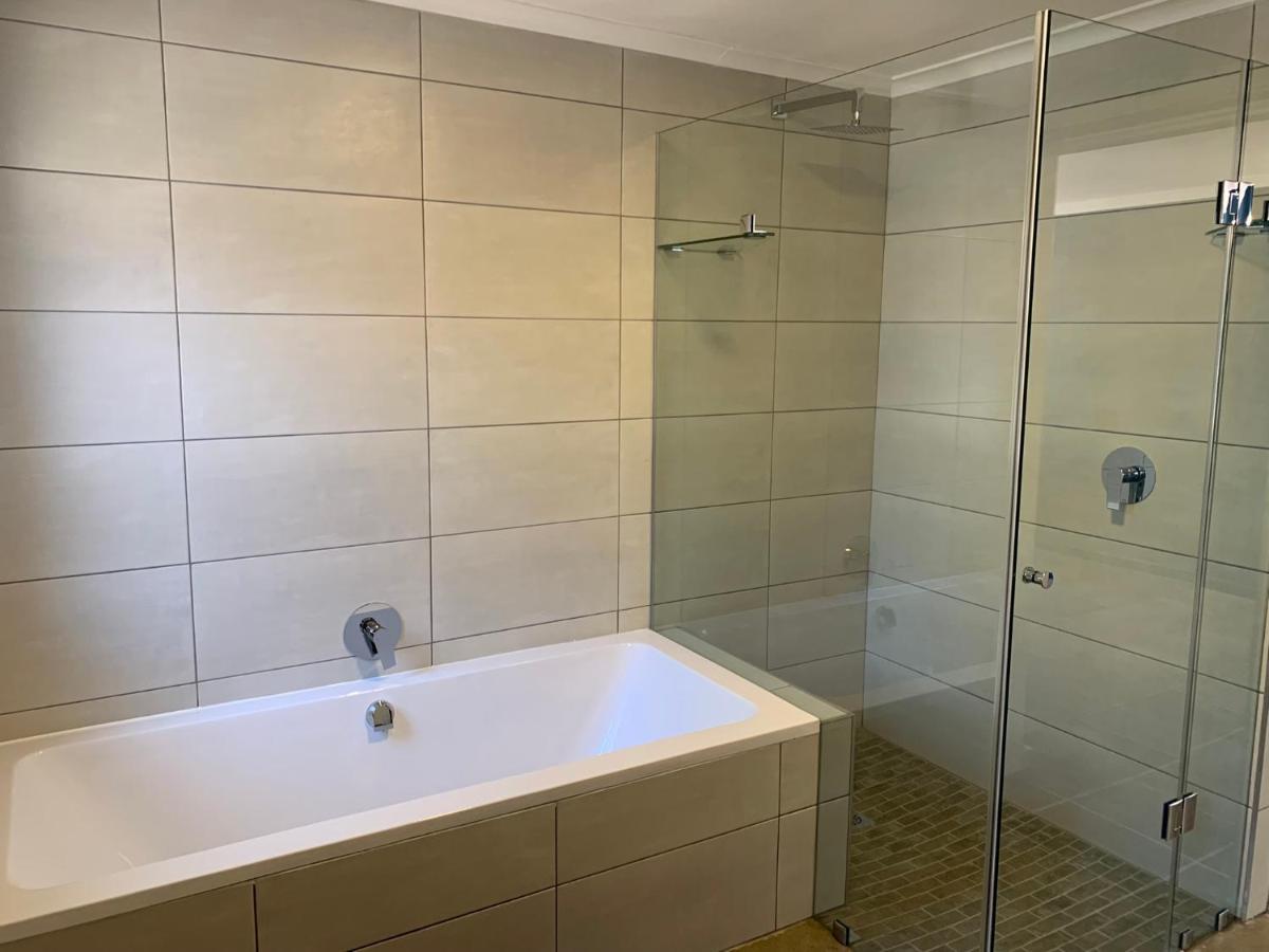 Melville Gap Guesthouse ヨハネスブルグ エクステリア 写真